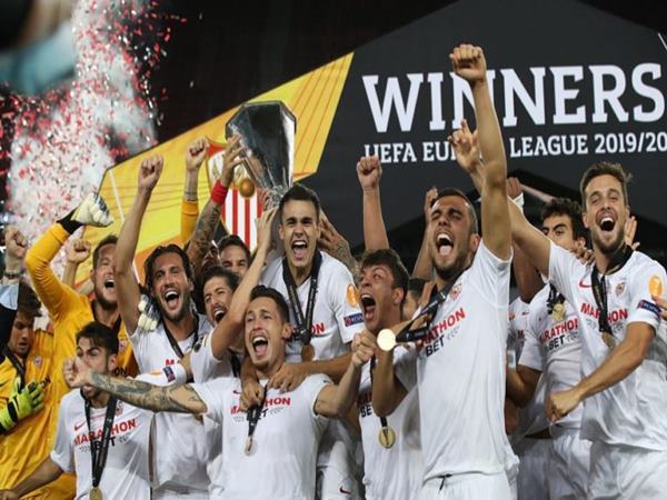 Europa League khác gì Champions League