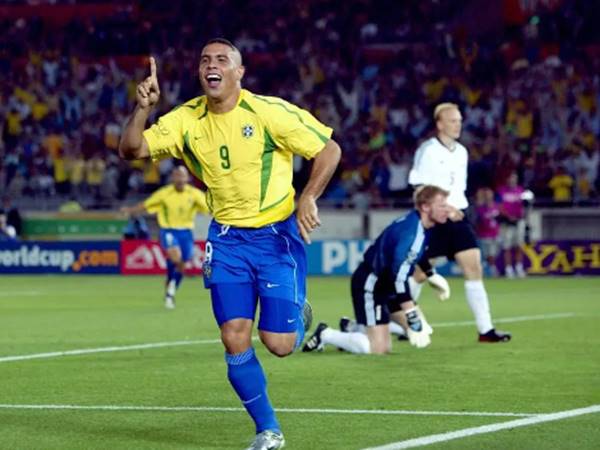 Cầu thủ ghi nhiều bàn thắng nhất World Cup -  Ronaldo