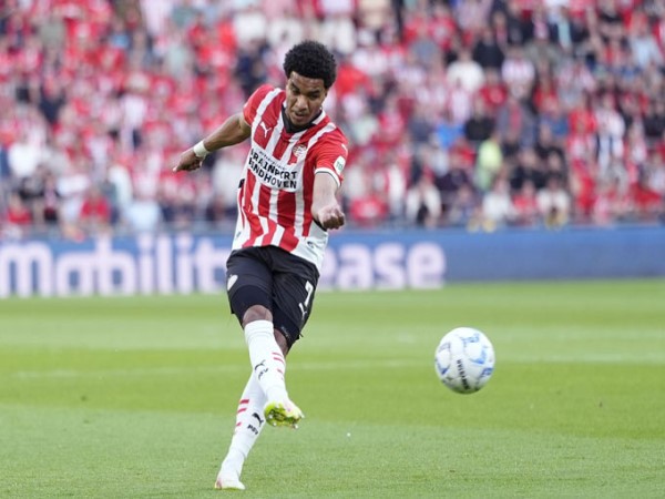 Tại sao Leverkusen chọn Malik Tillman?