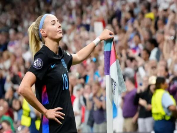 Tin bóng đá: ĐT Anh tiến vào chung kết Euro 2025