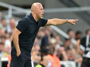 Tin CLB Liverpool 29/8: Arne Slot đang rất đau đầu