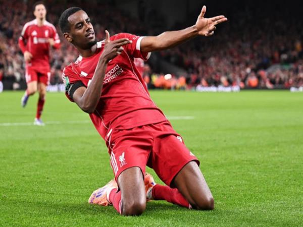 Tin Liverpool 25/9: Isak khởi đầu đầy rực rỡ