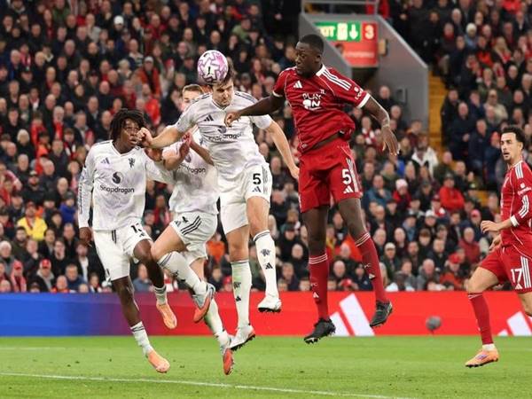 Lịch sử đối đầu giữa Man United với Liverpool