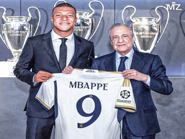 Mbappe với chiếc áo số 9 ở Real Madrid