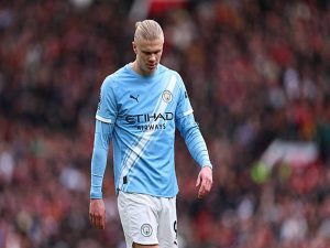 Áp lực Champions League buộc Man City mạo hiểm