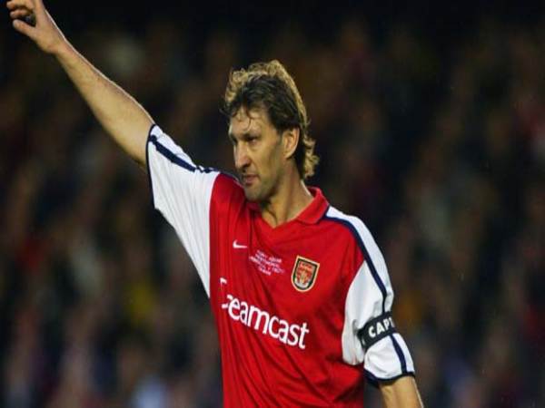 Tony Adams - Thủ lĩnh vĩ đại của Arsenal