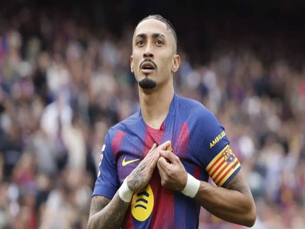 Tin Barcelona: Raphinha tỏa sắng giúp Barca đè bẹp Sevilla