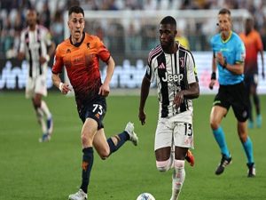 Thủ môn Di Gregorio tỏa sáng cản phá penalty