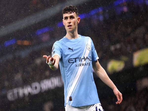 Tin Bayern: CLB Bayern Munich rút khỏi thương vụ mua Phil Foden