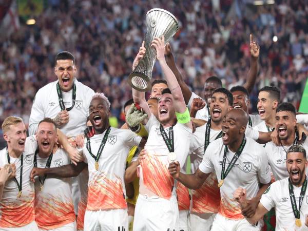 Câu lạc bộ West Ham – Biểu tượng bóng đá thành London