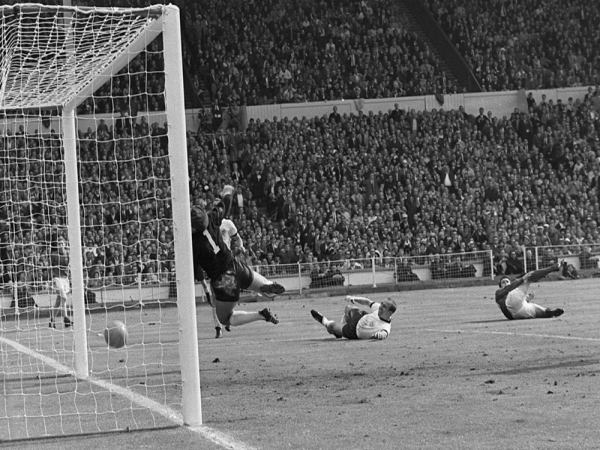 Tuyển Anh vô địch World Cup 1966