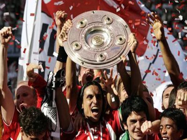 VfB Stuttgart vô địch Bundesliga