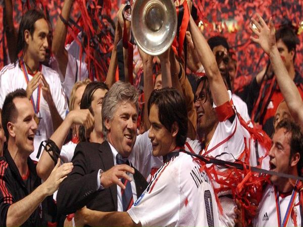 Khám phá đội hình AC Milan 2007 làm nên chức vô địch C1
