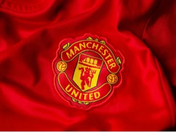 Lịch sử logo Manchester United và những lần thay đổi